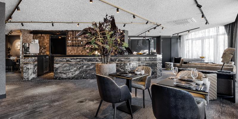 Le Marin Rotterdam City - Handwritten Collection - Bar