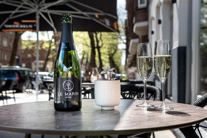 Le Marin Rotterdam City - Handwritten Collection - Teras