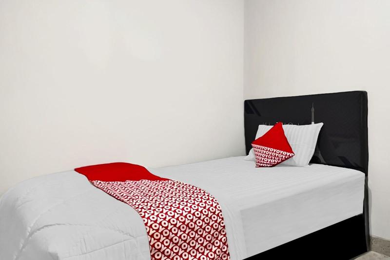 OYO 90708 Kbr Home - Oda