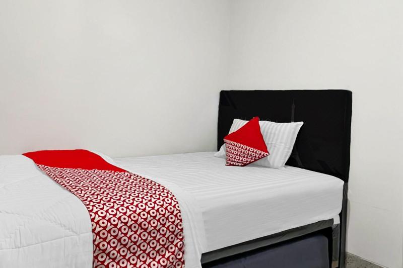 OYO 90708 Kbr Home - Oda