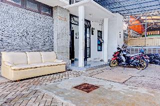 Super OYO 90689 Lily House fotoÄŸrafÄ±