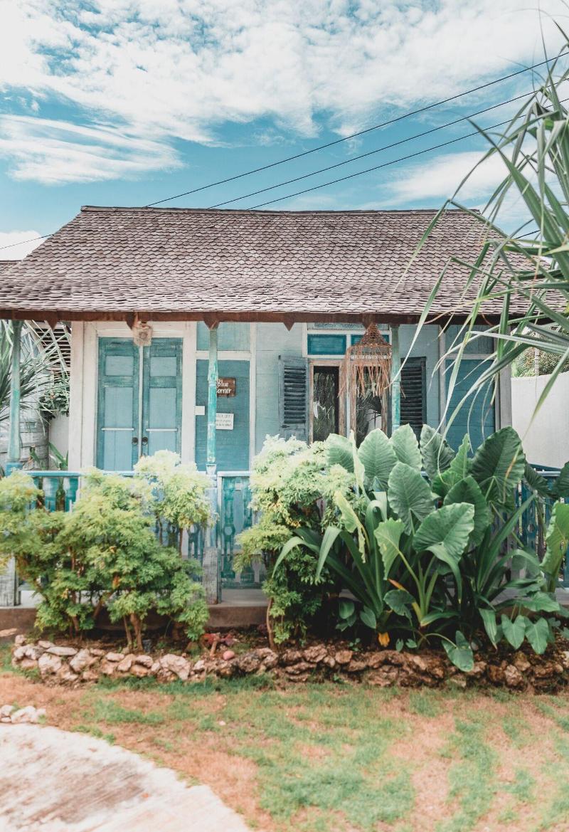 The Garden Shacks at Sandy Bay - Genel