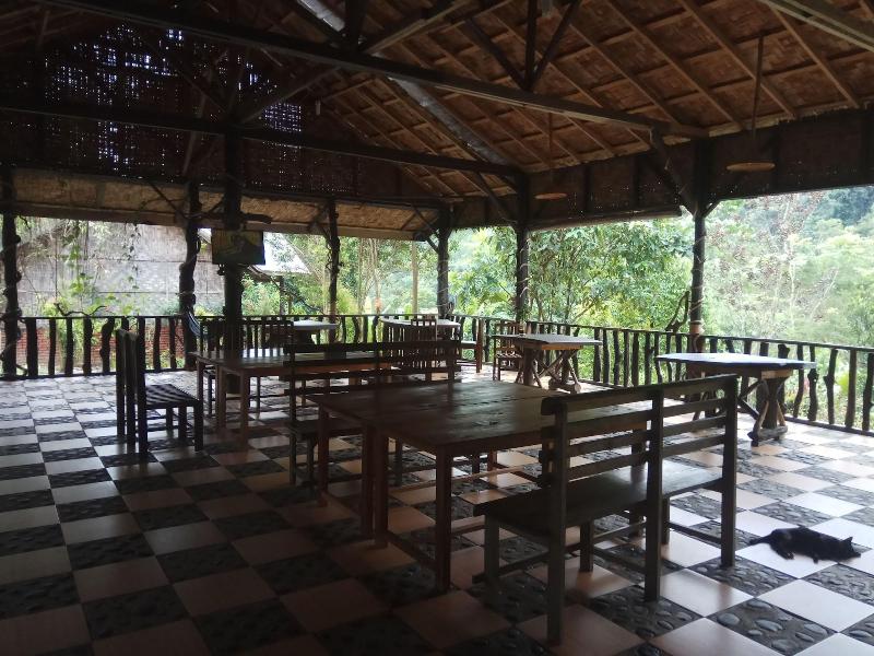 Tangkahan Inn - Lobi