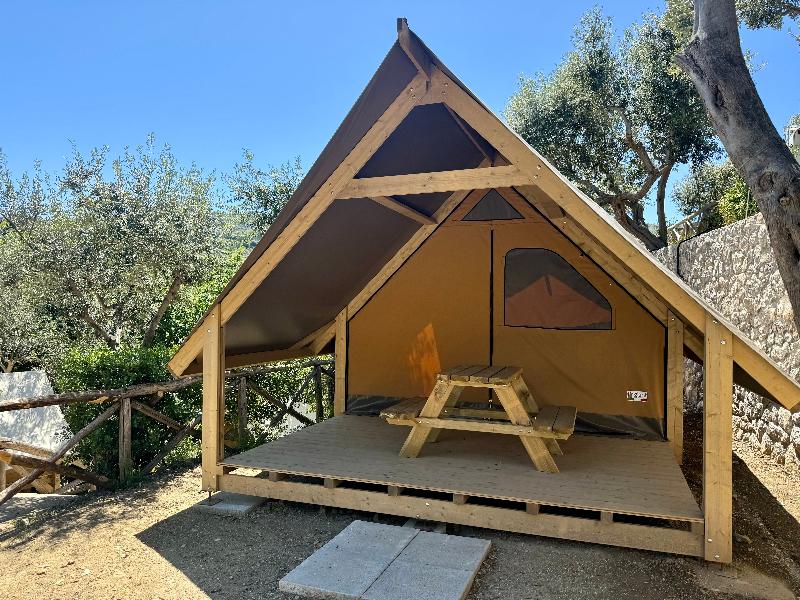 Hostel & Glamping Santa Fortunata - Oda