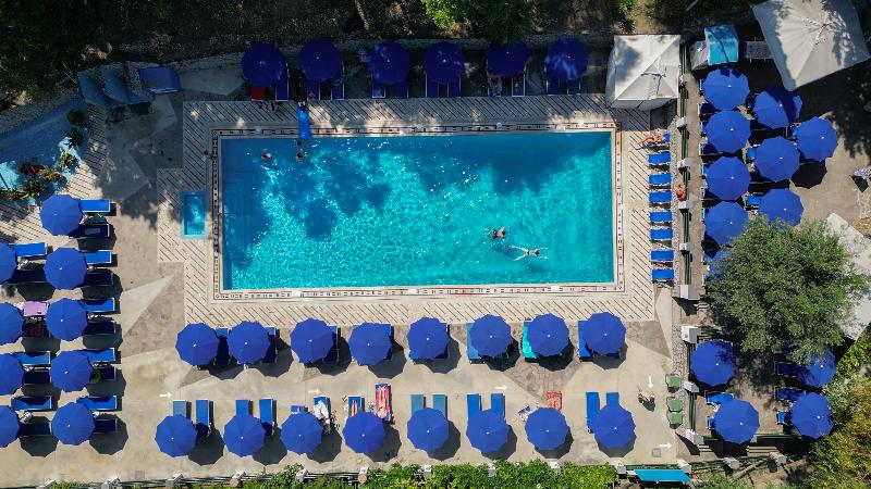Hostel & Glamping Santa Fortunata - Havuz