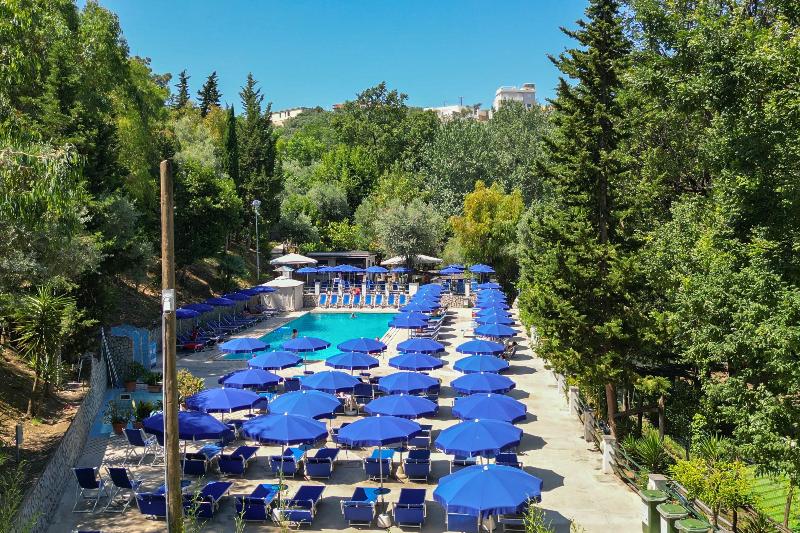 Hostel & Glamping Santa Fortunata - Havuz