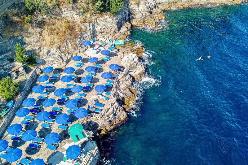 Hostel & Glamping Santa Fortunata - Plaj