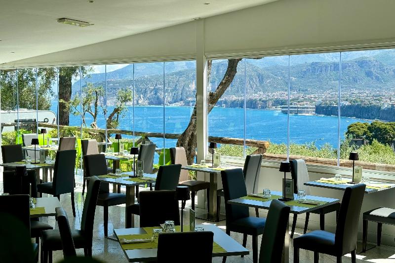 Hostel & Glamping Santa Fortunata - Restoran