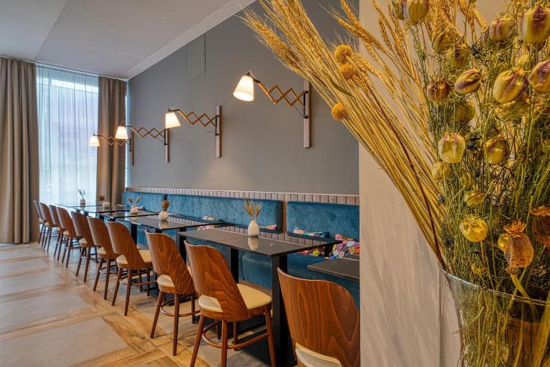 DORMERO Hotel Freiburg - Restoran