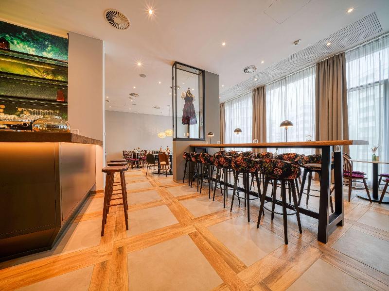 DORMERO Hotel Freiburg - Restoran
