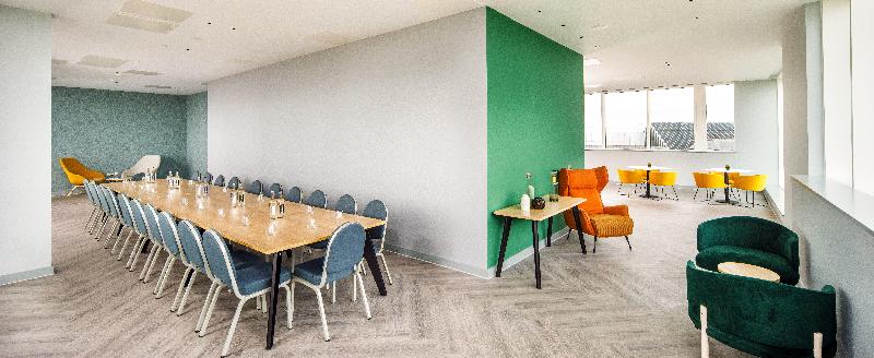 Holiday Inn Manchester Airport by IHG - Toplantı