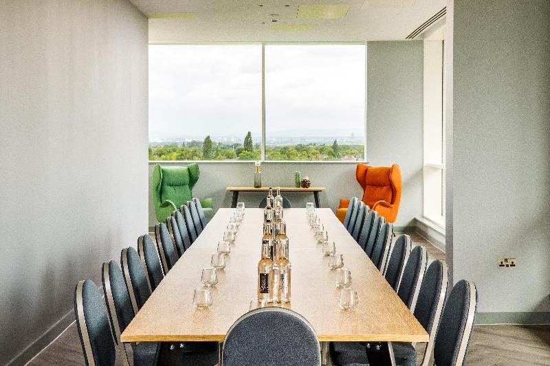 Holiday Inn Manchester Airport by IHG - Toplantı