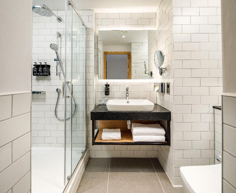 Holiday Inn Manchester Airport by IHG - Oda