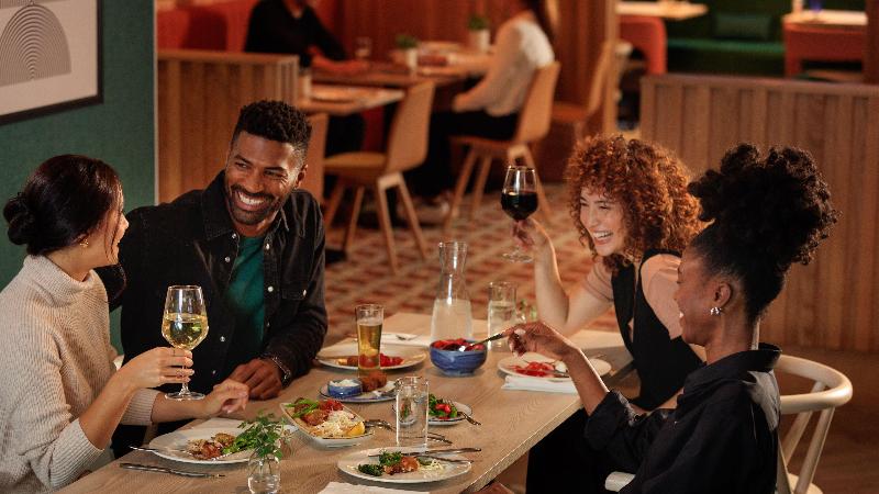 Holiday Inn Manchester Airport by IHG - Restoran