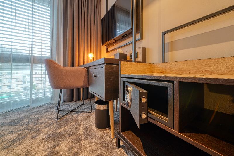 Sunday Hotel Bonn - Oda