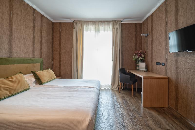Phi Hotel Piajo - Oda