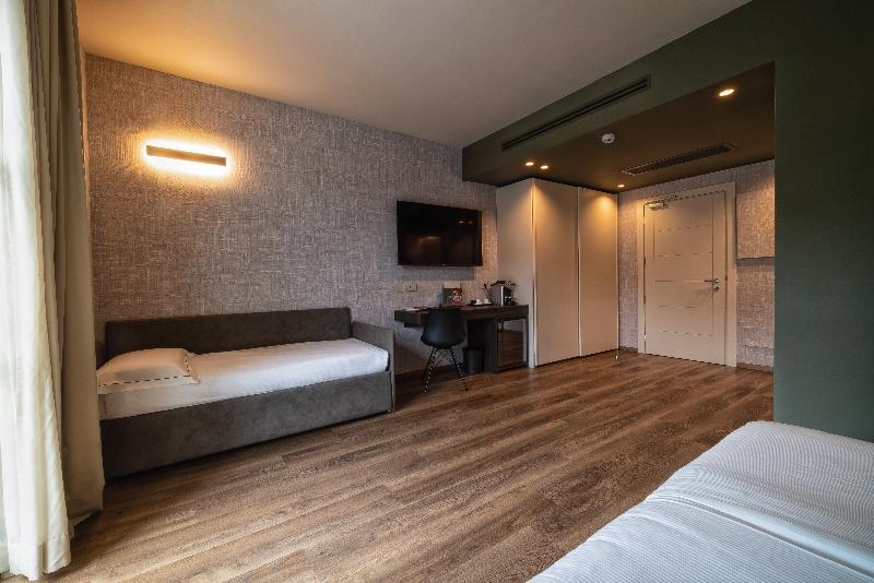 Phi Hotel Piajo - Oda
