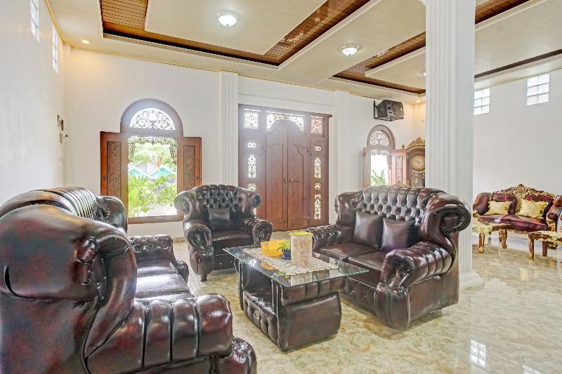 OYO 90585 Saka Ganta Guest House Syariah - Lobi