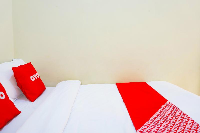 OYO Flagship 90723 Berlima Guest House Syariah - Oda