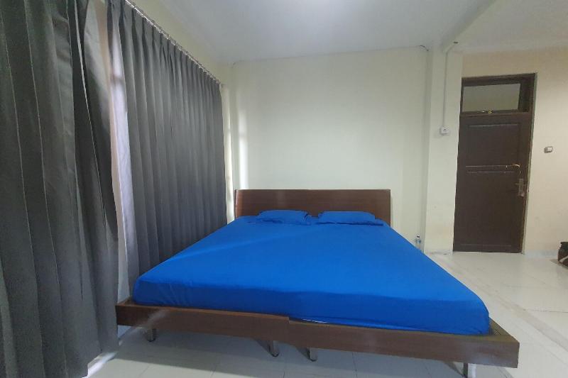 OYO 90816 Wisma Awal Fajar Syariah - Oda