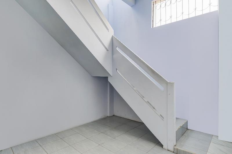 SPOT ON 90797 Sukun Syariah Homestay - Lobi