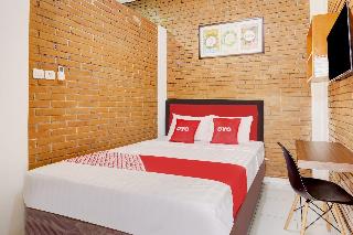 Super OYO 90758 D Kost In Kandri Semarang Syariah fotoÄŸrafÄ±