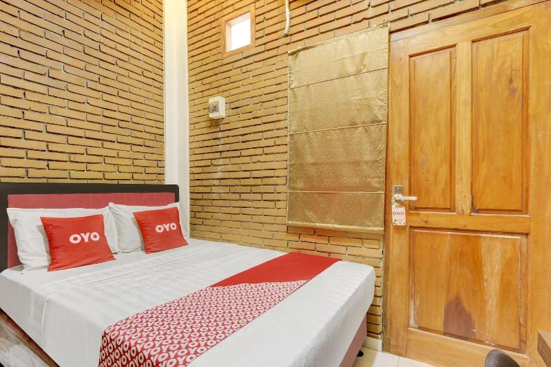 Super OYO 90758 D Kost In Kandri Semarang Syariah - Genel