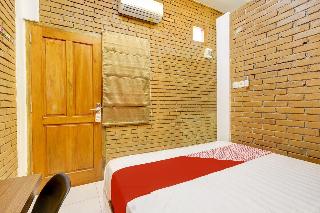 Super OYO 90758 D Kost In Kandri Semarang Syariah fotoÄŸrafÄ±