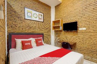 Super OYO 90758 D Kost In Kandri Semarang Syariah fotoÄŸrafÄ±