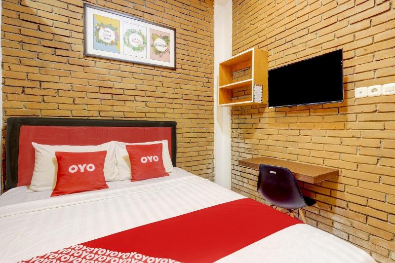 Super OYO 90758 D Kost In Kandri Semarang Syariah - Oda