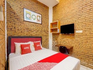 Super OYO 90758 D Kost In Kandri Semarang Syariah fotoÄŸrafÄ±