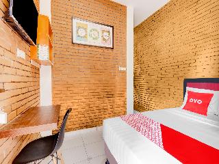 Super OYO 90758 D Kost In Kandri Semarang Syariah fotoÄŸrafÄ±
