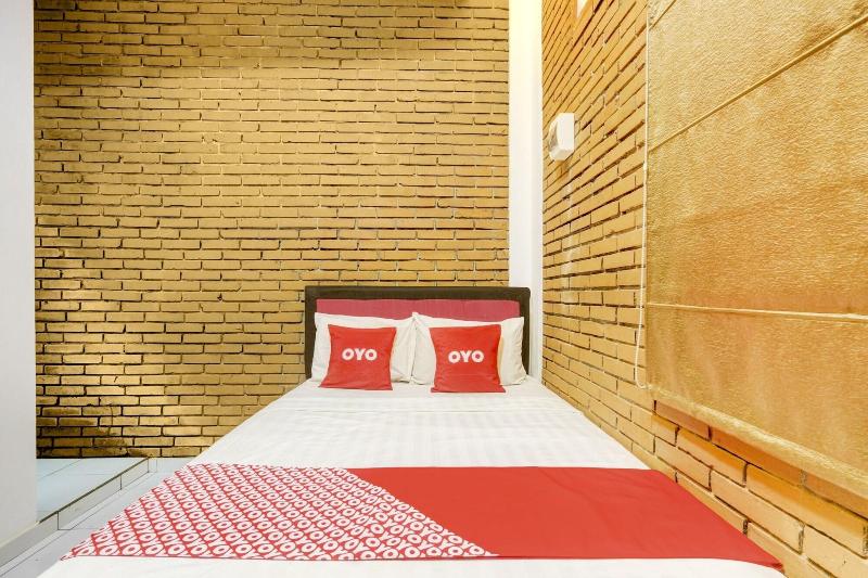 Super OYO 90758 D Kost In Kandri Semarang Syariah - Oda