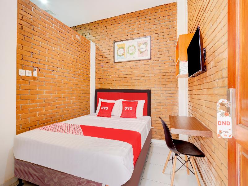 Super OYO 90758 D Kost In Kandri Semarang Syariah - Oda