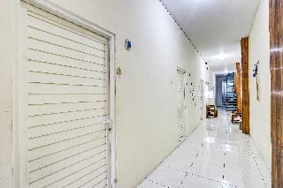 SPOT ON 90780 Gang Tengah Homestay Syaria fotoÄŸrafÄ±