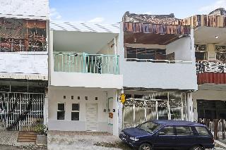 SPOT ON 90780 Gang Tengah Homestay Syaria fotoÄŸrafÄ±