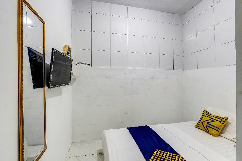 SPOT ON 90780 Gang Tengah Homestay Syaria - Oda