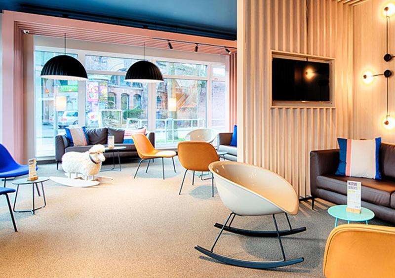 B&B HOTEL Köln-City - Lobi