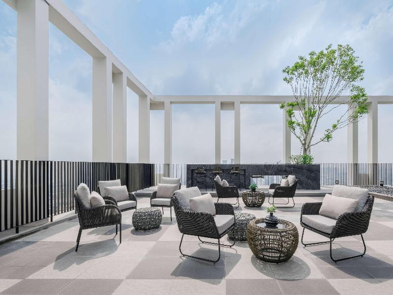 Ramada By Wyndham Bangkok Sukhumvit 87 - Teras