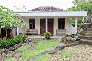 Rock Garden Homestay & Resto by ZUZU otel fotoğrafı