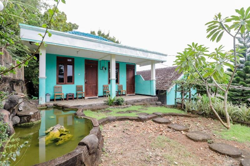 Rock Garden Homestay & Resto by ZUZU - Genel