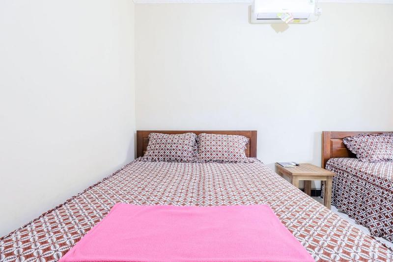 Rock Garden Homestay & Resto by ZUZU - Oda