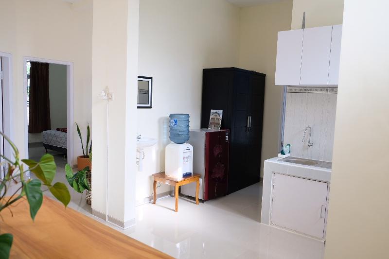 Sekar Gambir Homestay by ZUZU - Oda