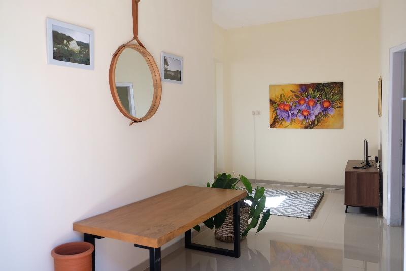 Sekar Gambir Homestay by ZUZU - Oda