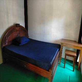 Cheap Inn by ZUZU fotoÄŸrafÄ±