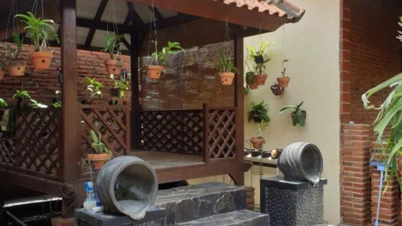 Nita's Homestay Banyuwangi by ZUZU - Lobi