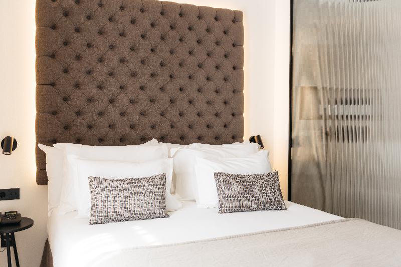 Boutique Hotel Petit Montisión - Genel