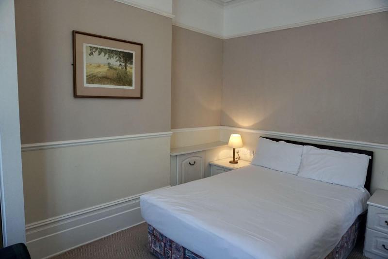 Albany, Brighton & Hove - Oda
