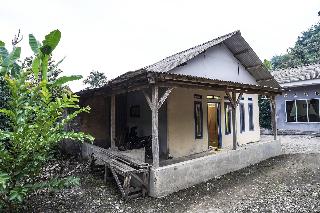OYO Homes 90916 Eco Tourism Geopark Rajamandala Ho fotoÄŸrafÄ±