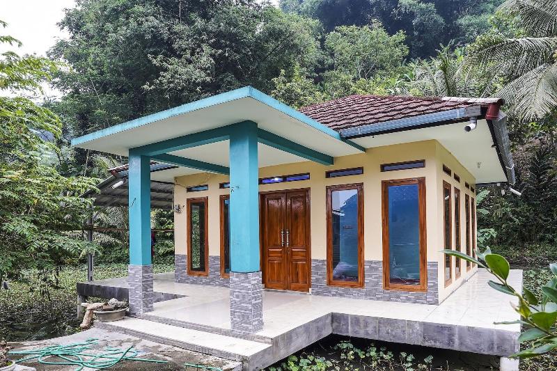 OYO Homes 90916 Eco Tourism Geopark Rajamandala Ho - Genel